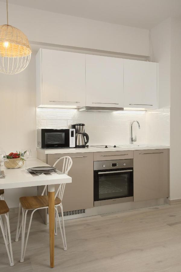 Love Luxury Central Apartment Athena Bagian luar foto